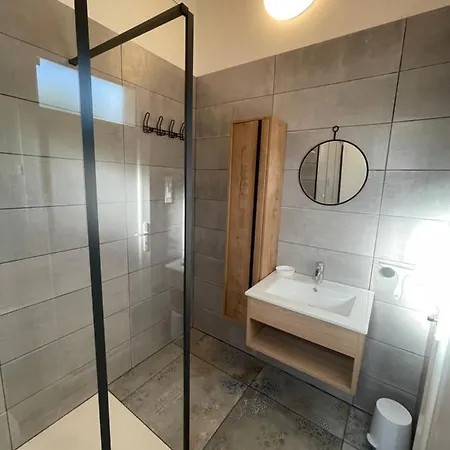 Magnifique Recente Entre Et Montagne Situee Entre Ajaccio Et Porticcio Villa Cauro