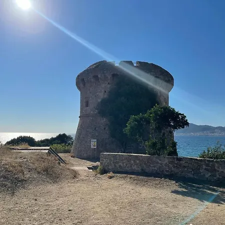 Villa Magnifique Recente Entre Et Montagne Situee Entre Ajaccio Et Porticcio *