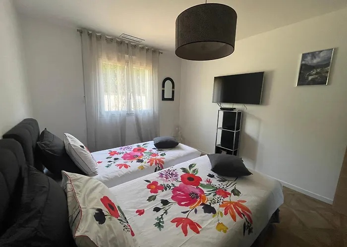 Villa Magnifique Récente Entre Et Montagne Située Entre Ajaccio Et Porticcio Cauro